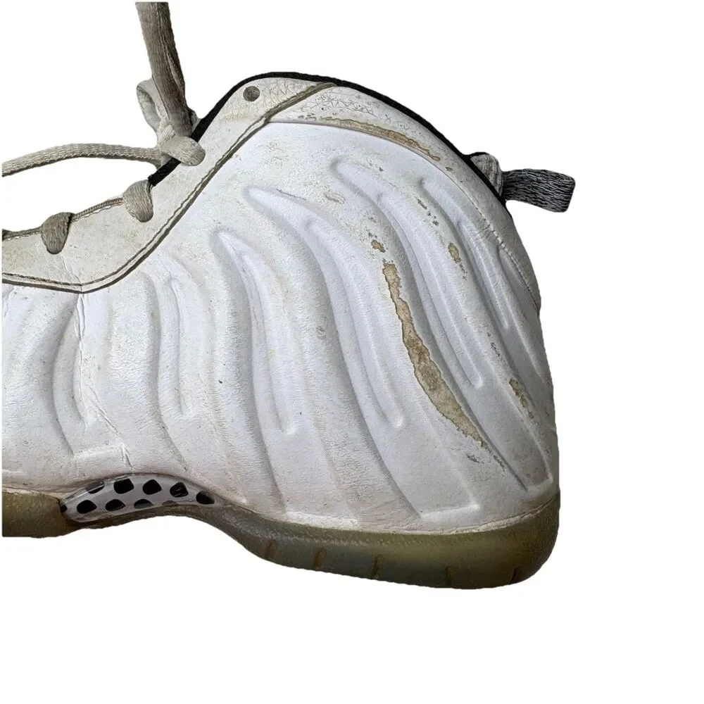 Nike Little Posite One Foamposite GS Size Youth White Black 644791-102 Size 2Y